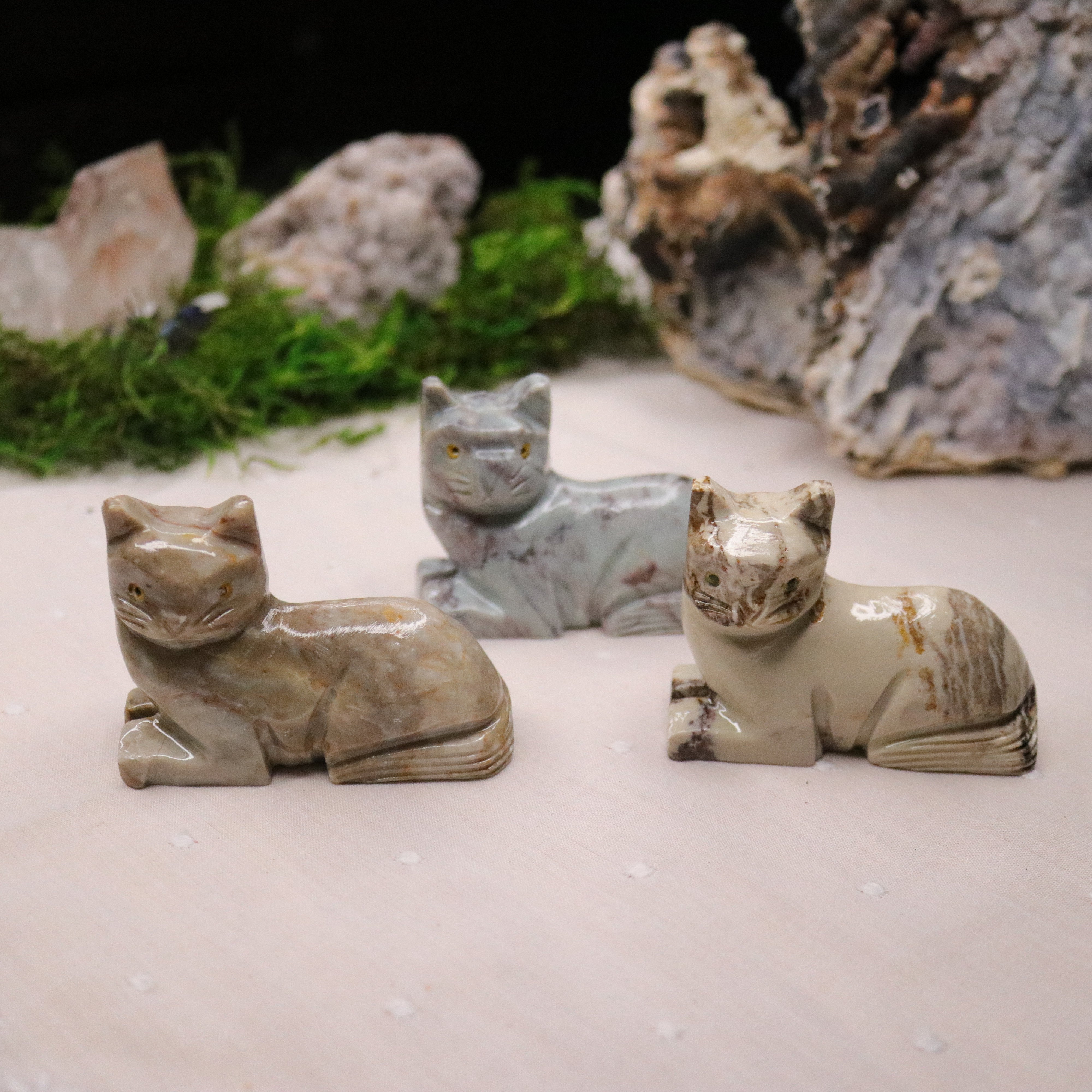 Soap Stone Cat Carving - Earth Family Crystals