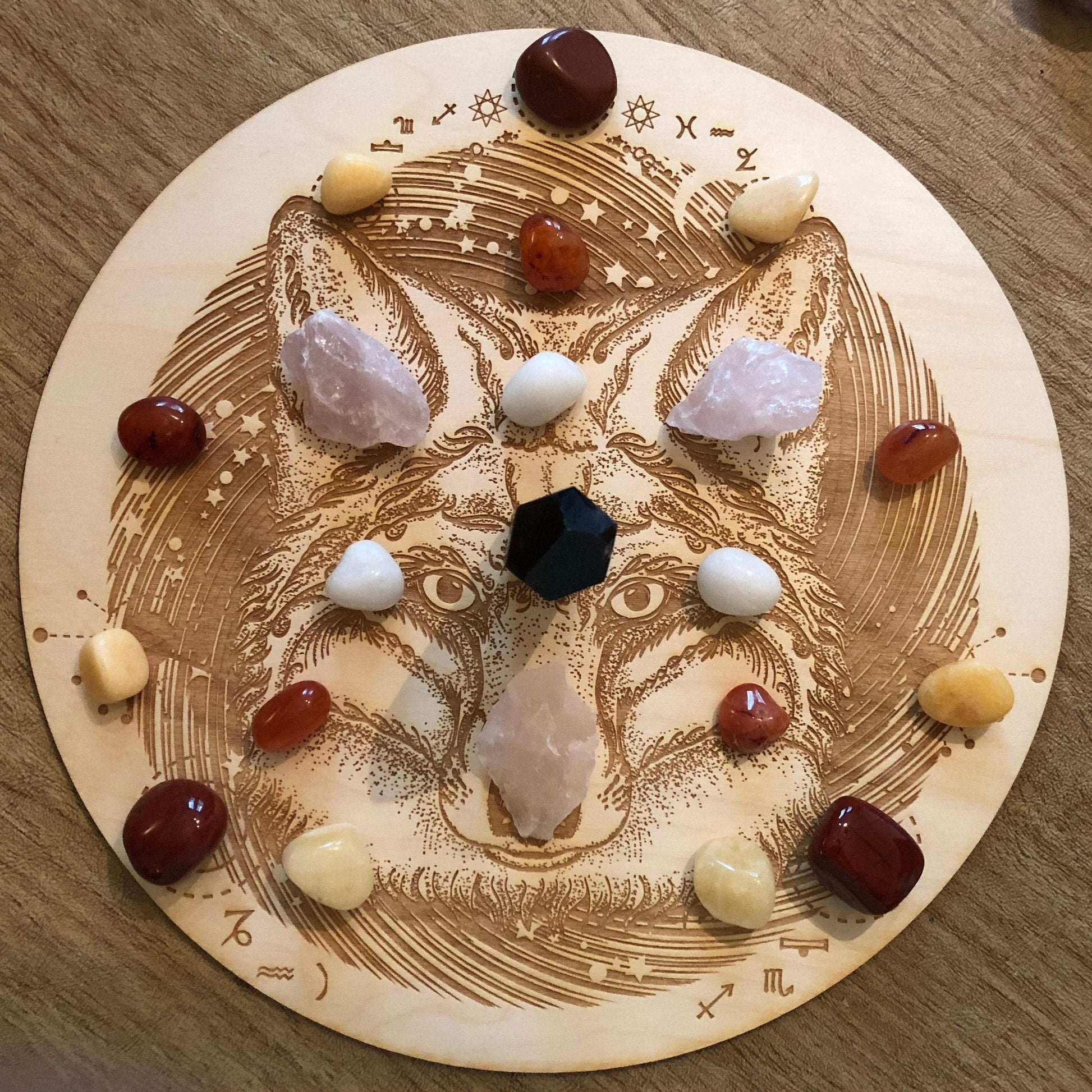 Fox Crystal Grid - Earth Family Crystals