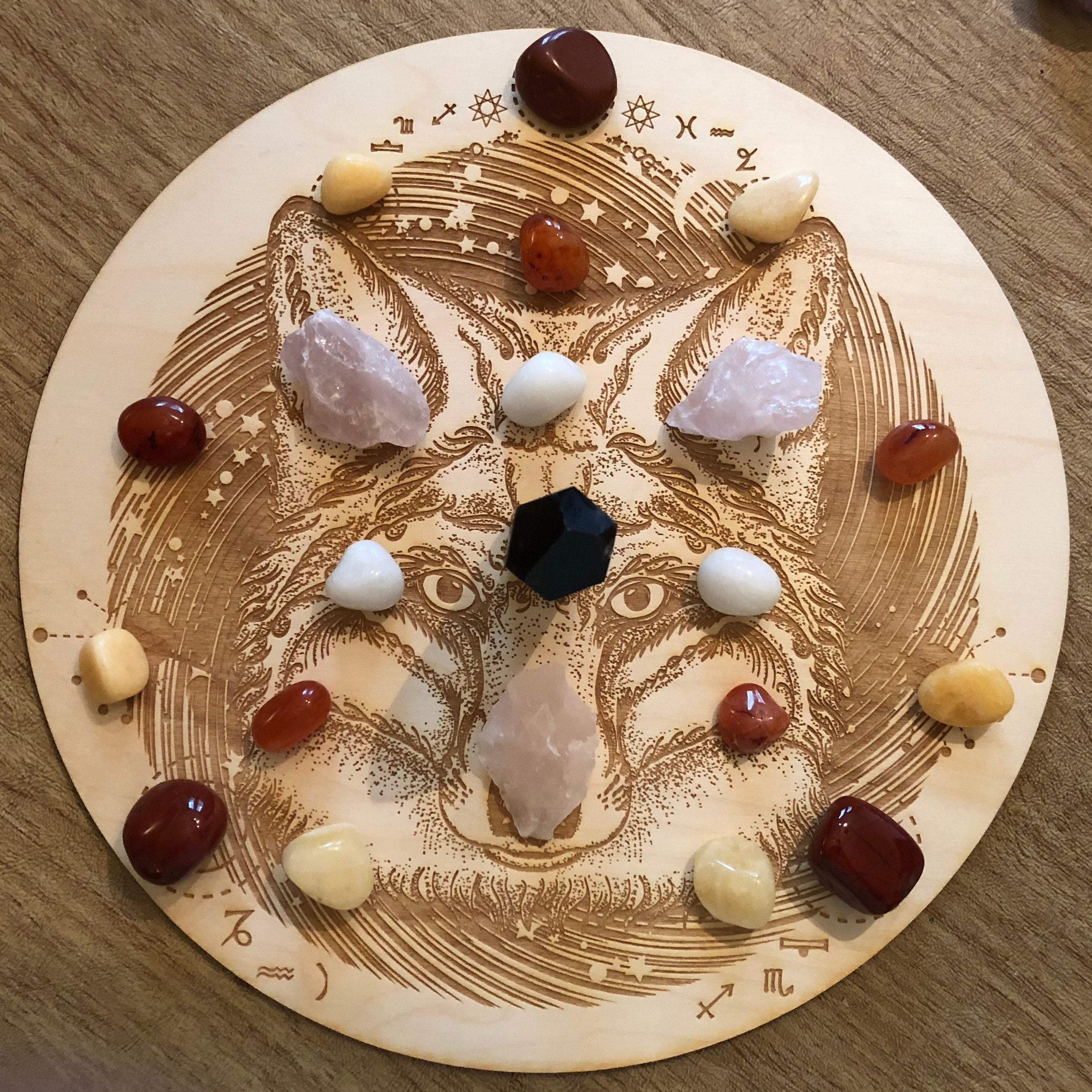 Fox Crystal Grid - Earth Family Crystals