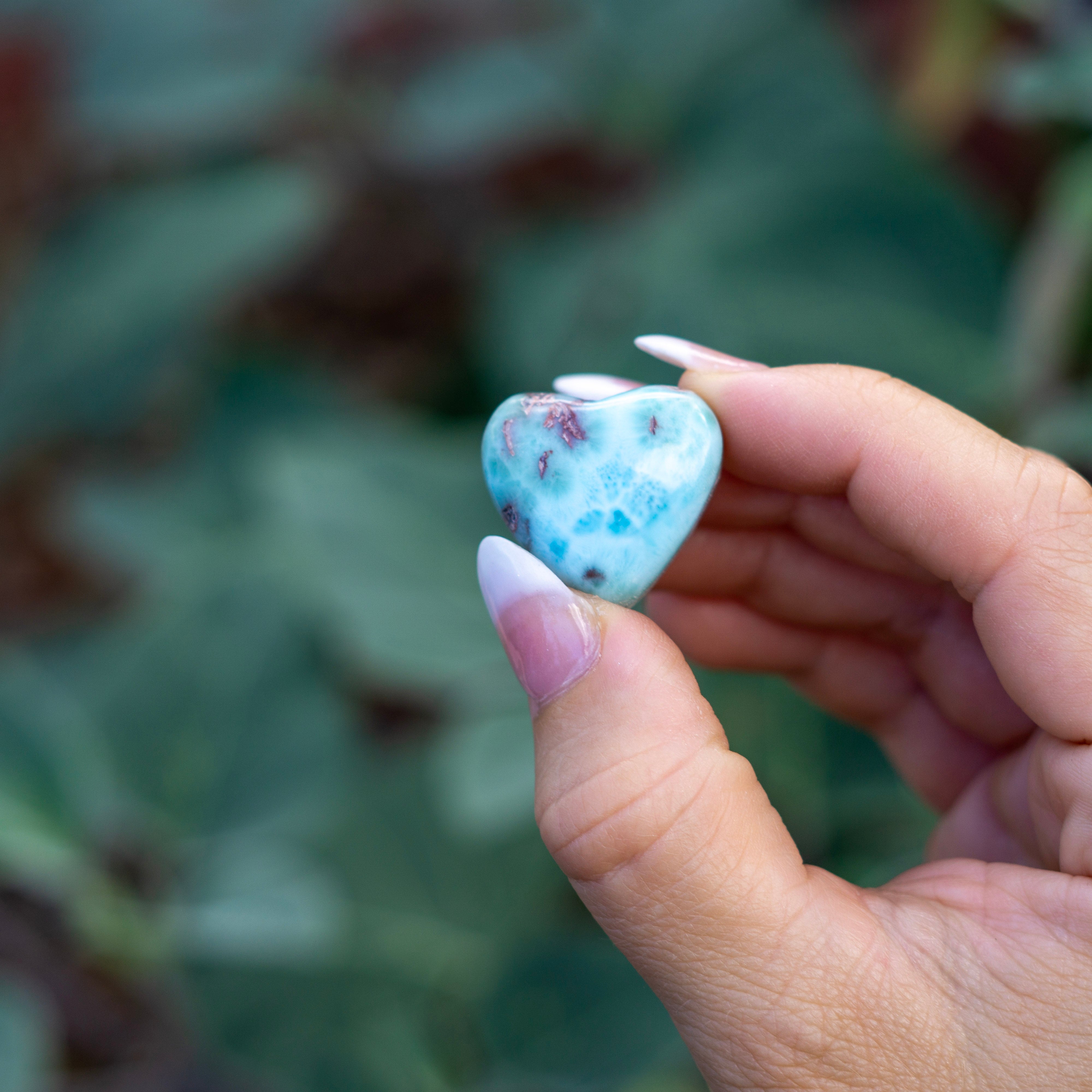 Small Laminar Heart Cabochon