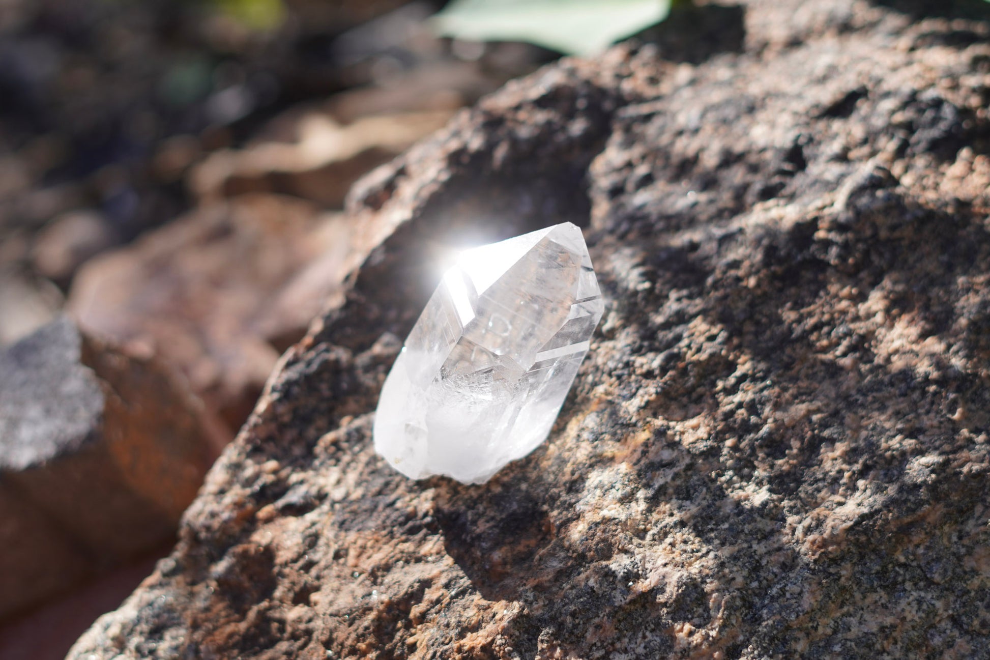 Ultra Clear Quartz Healing Crystals from Arkansas, USA - Medium Points