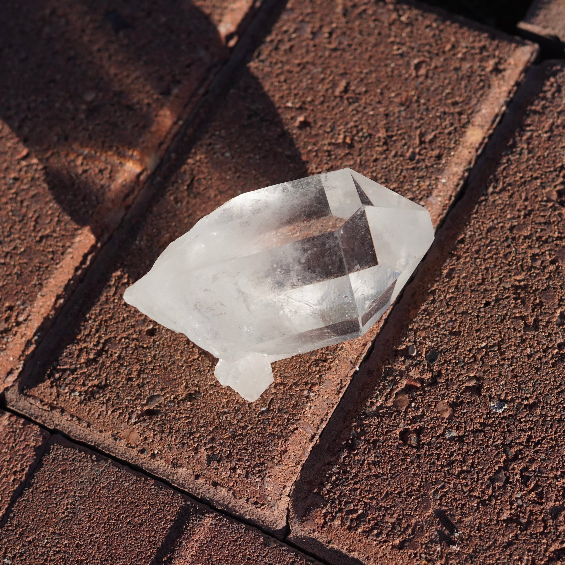 Ultra Clear Quartz Healing Crystals from Arkansas, USA - Medium Points