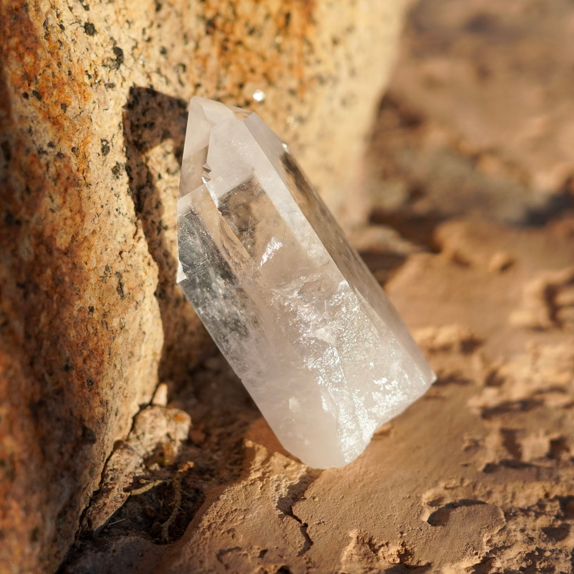 Ultra Clear Quartz Healing Crystals from Arkansas, USA - Medium Points