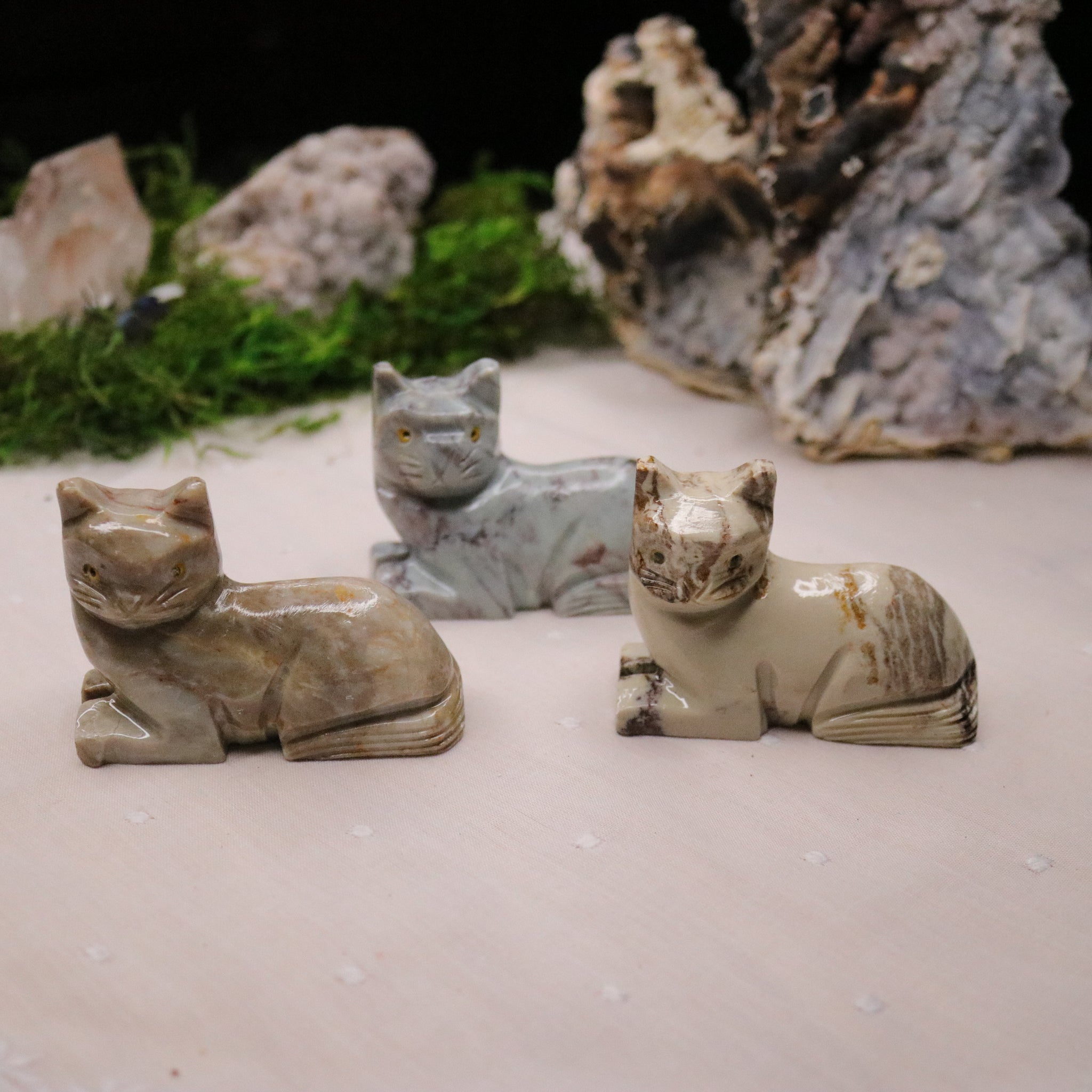 Buy White Dendritic Soapstone Kitty Carving