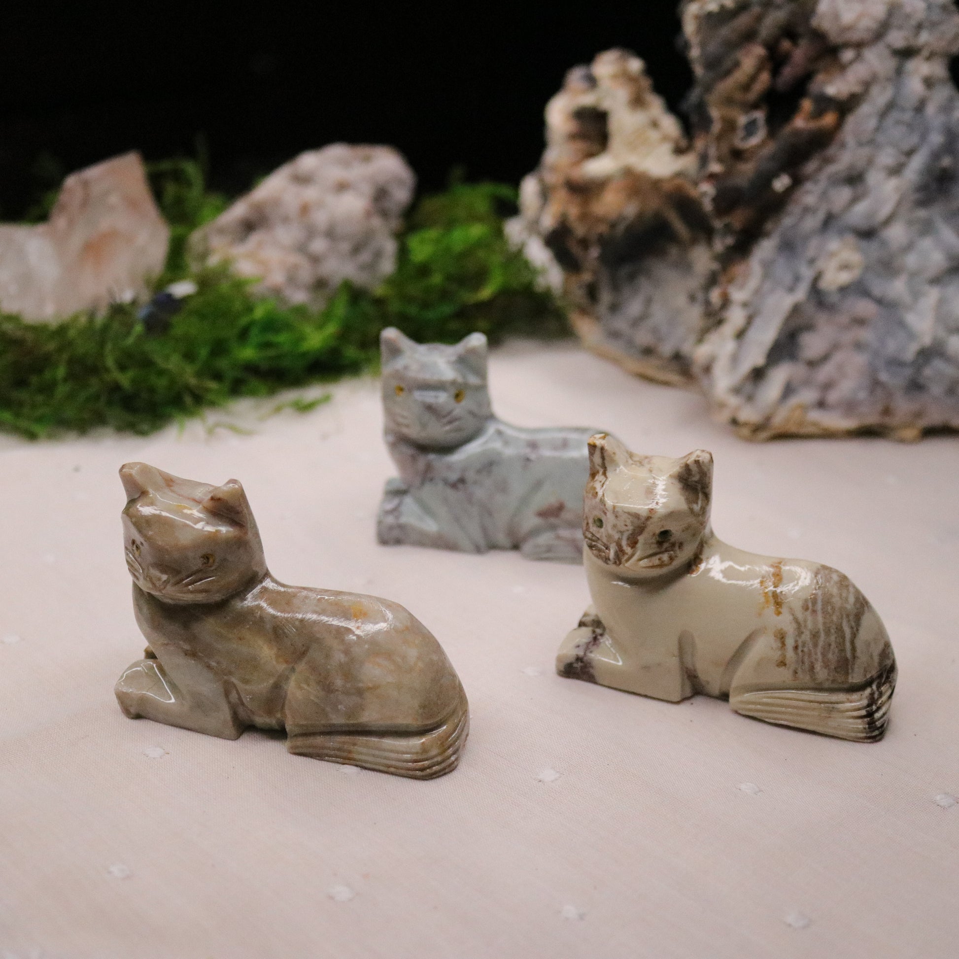 Soap Stone Cat Carving - Earth Family Crystals