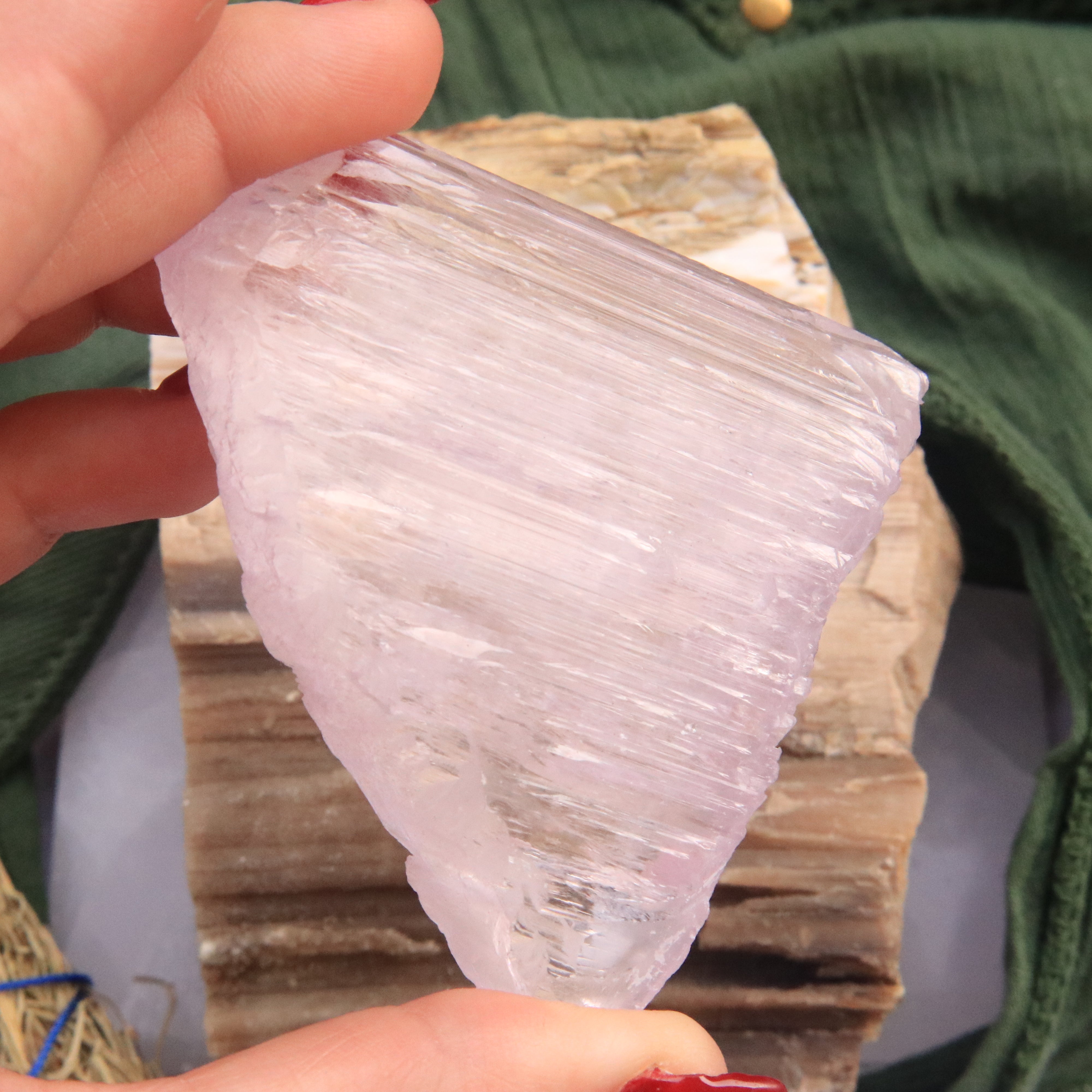 High Grade Terminated Natural Pink Kunzite Crystal