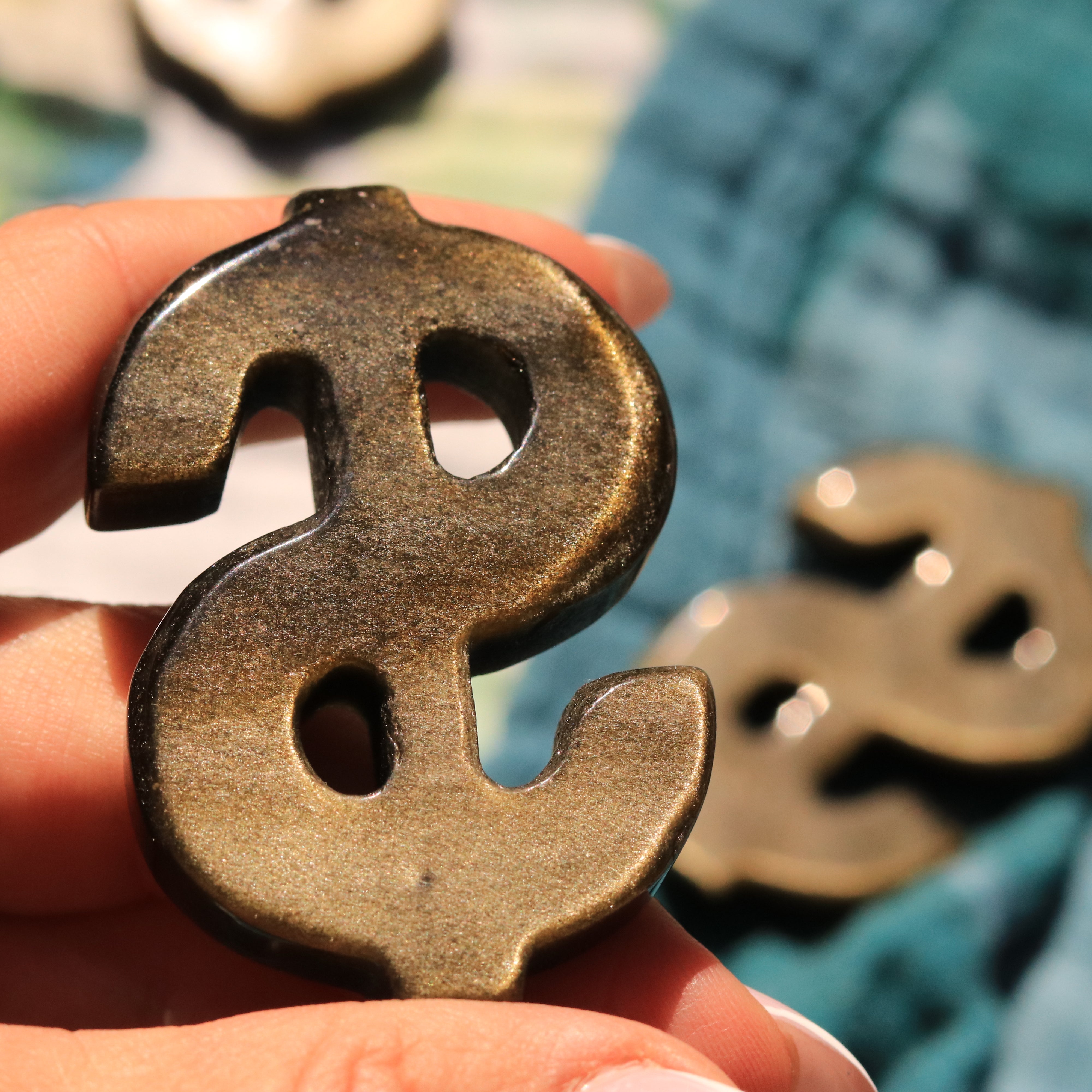Golden Sheen Obsidian Dollar Money Symbol Crystal Carved Charms for Manifesting Abundance