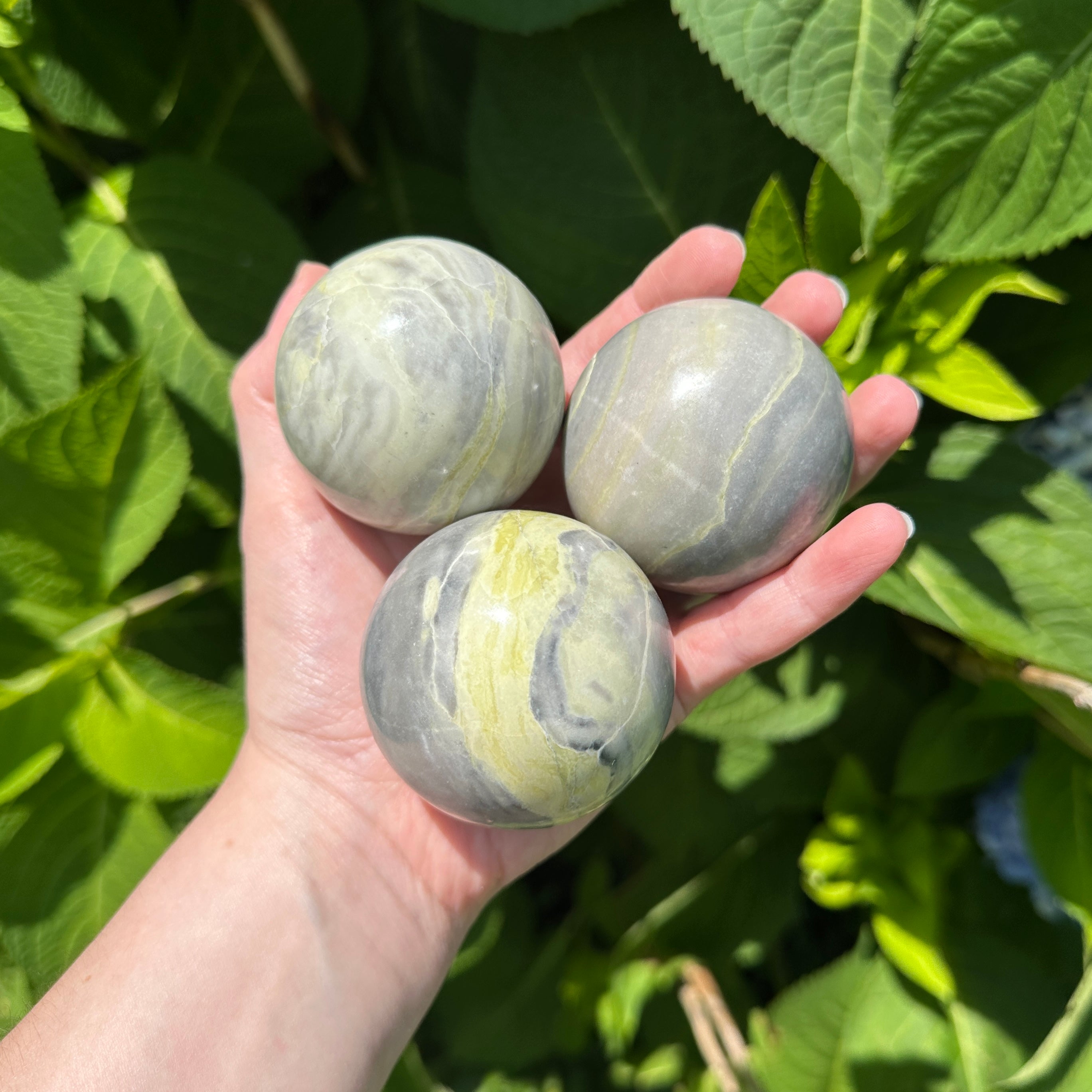 Infinite Serpentine Sphere Carvings (Medium)