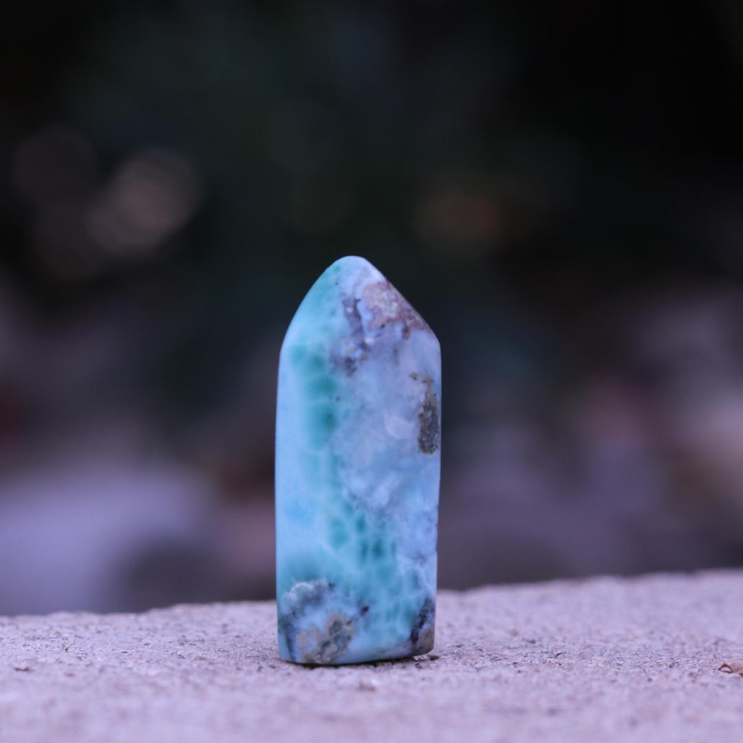 Larimar Mini  Tower Carved Point