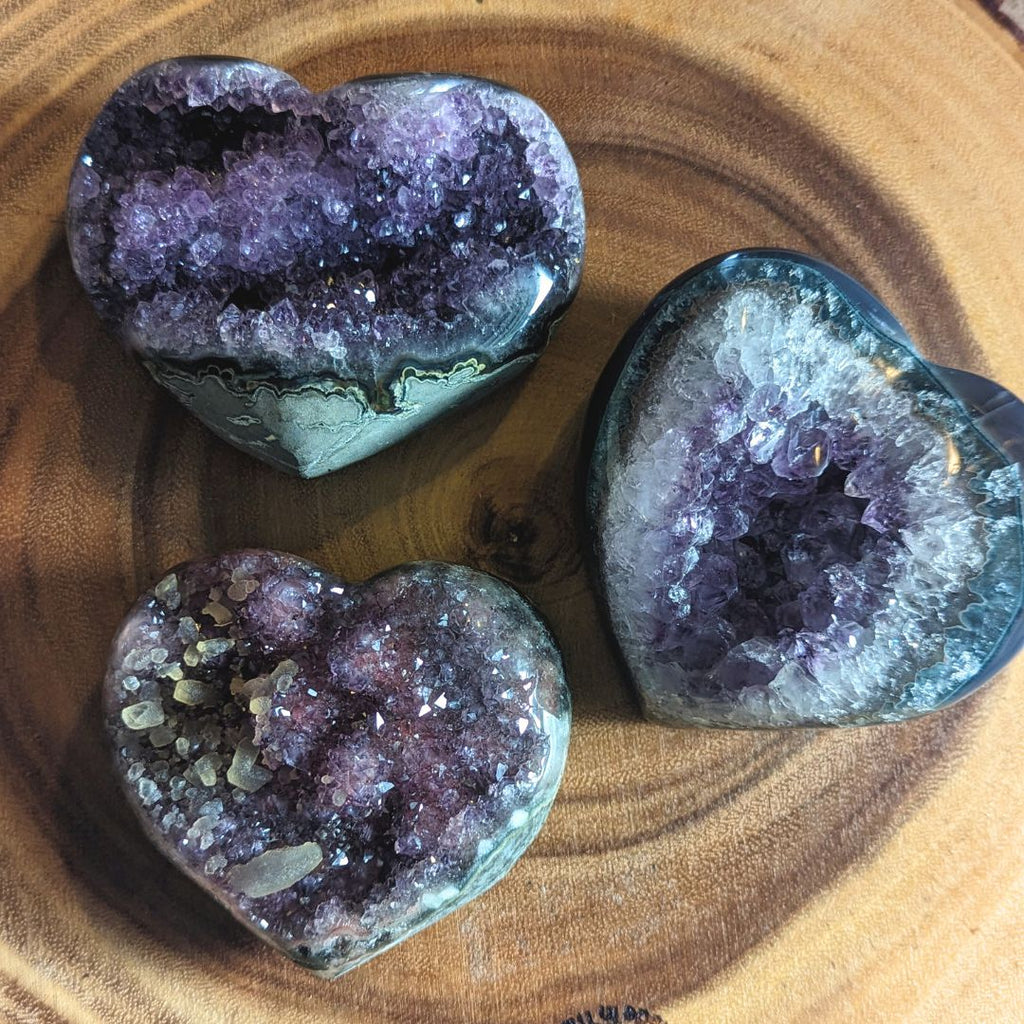 TUSCON MEETS TWILIGHT~ Medium, Natural Uruguay Amethyst Heart Geode Carving ~ Gorgeous and Unique Calcite Inclusions - Earth Family Crystals