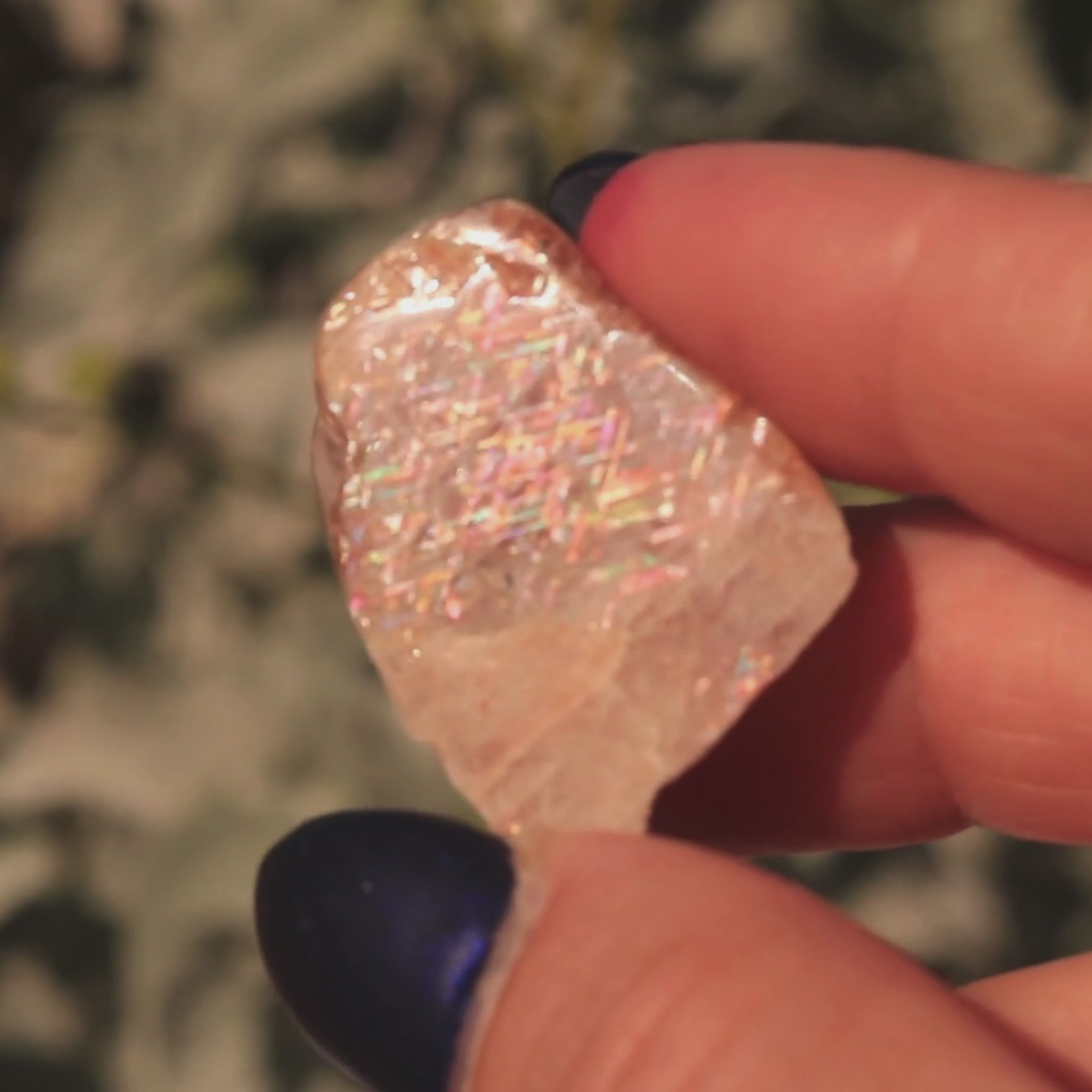 Load video: Rainbow Lattice Sunstone 10 CT Polished Collector&#39;s Gem