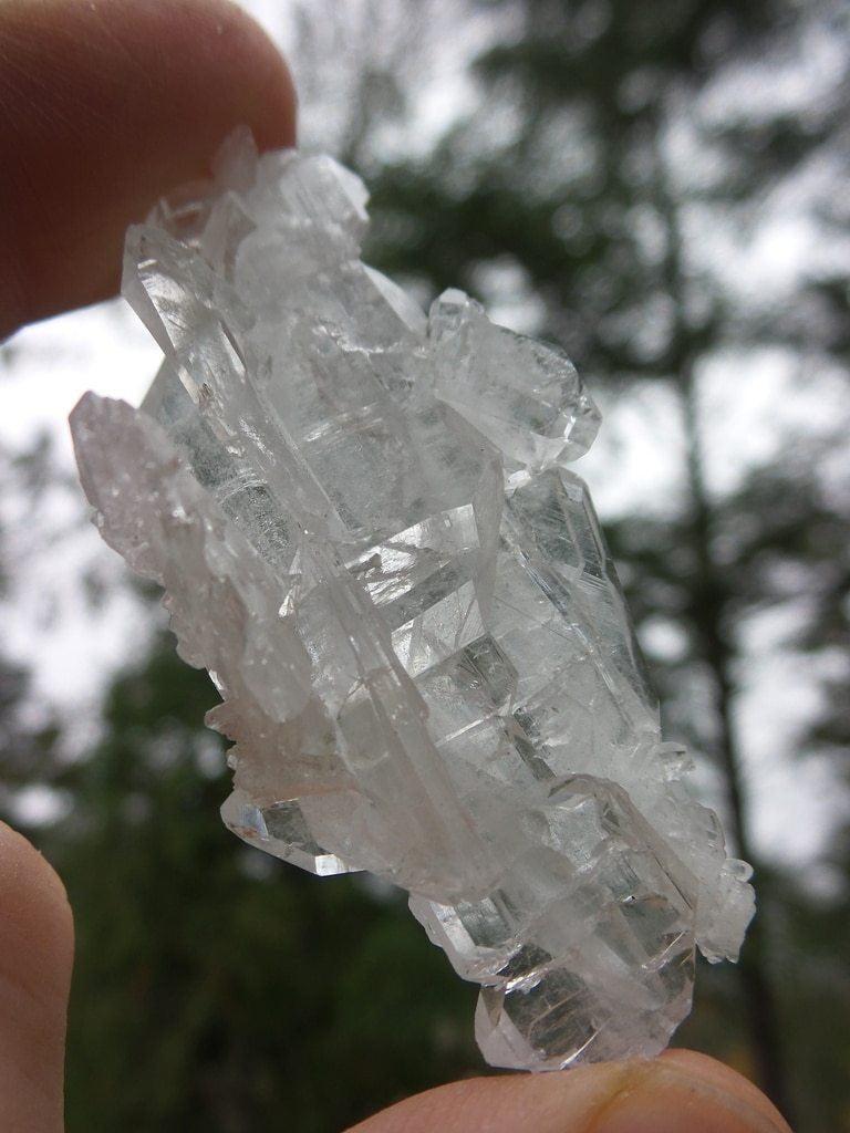 Beautiful Flashes! Faden Quartz Specimen - Earth Family Crystals