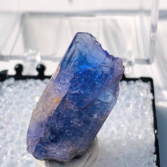 18CT High Grade Terminated Gemmy Tanzanite Specimen in Collectors Box #4 - Earth Family Crystals