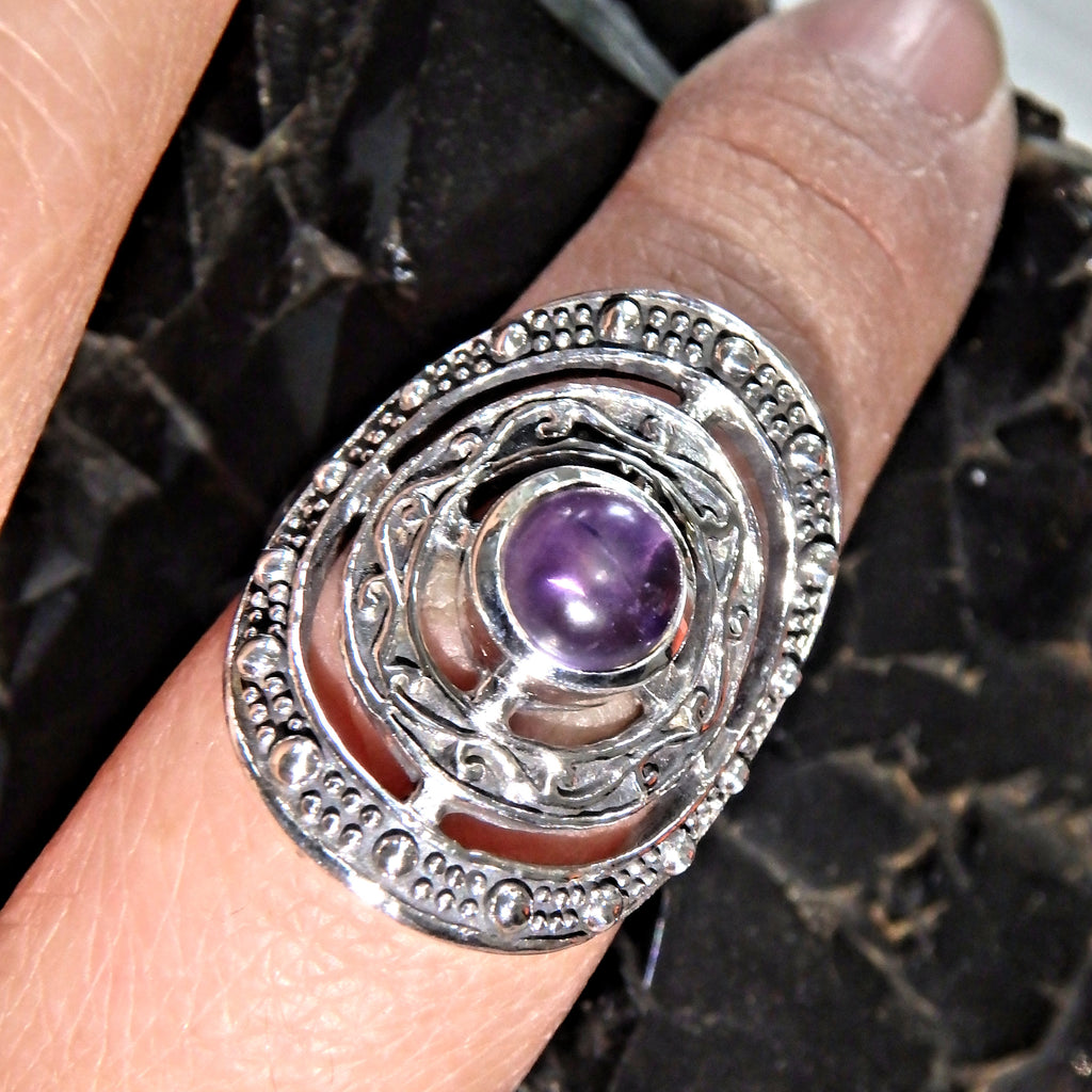 Optical Purple Amethyst Statement  Gemstone Ring in Sterling Silver (Size 8) - Earth Family Crystals