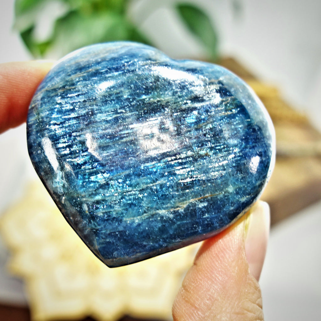 Beautiful Blue Apatite Love Heart Carving 1 - Earth Family Crystals
