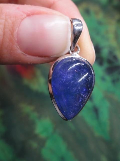 Fantastic Glow TANZANITE PENDANT IN STERLING SILVER (INCLUDES FREE SILVER CHAIN)* - Earth Family Crystals
