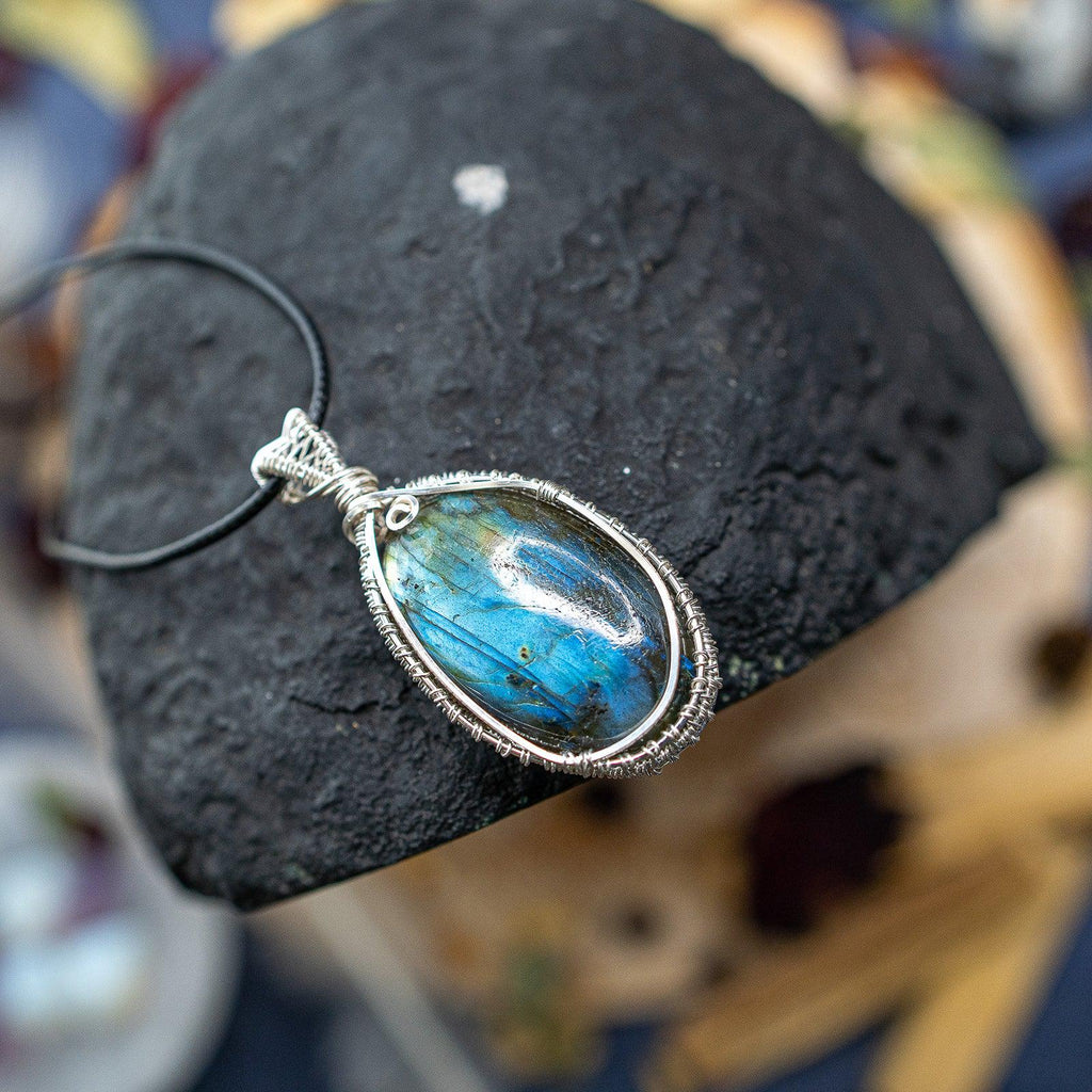 Incredible Flashy Blue Labradorite Wire Wrapped Pendant ~ Includes Necklace Cord - Earth Family Crystals