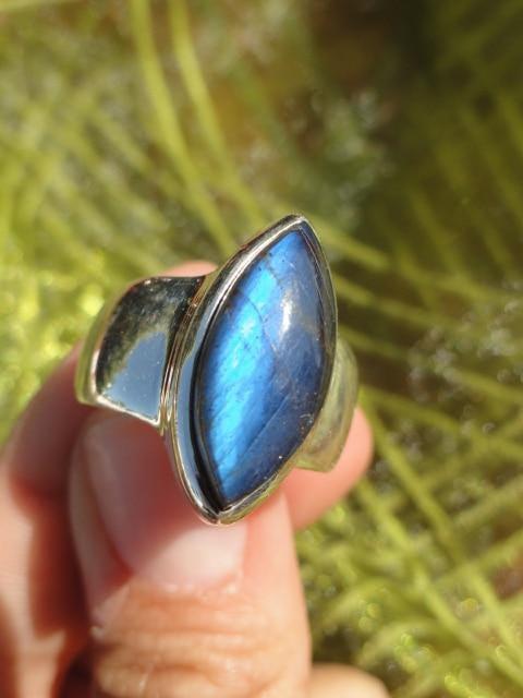 Cobalt Blue Flash LABRADORITE GEMSTONE RING In Sterling Silver  (Size 7.5) - Earth Family Crystals