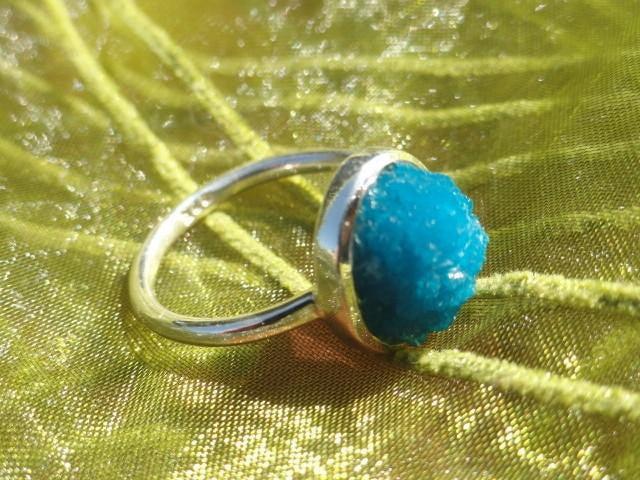 Breathtaking Natural Electric Blue CAVANSITE GEMSTONE RING In Sterling Silver (Size 7) - Earth Family Crystals