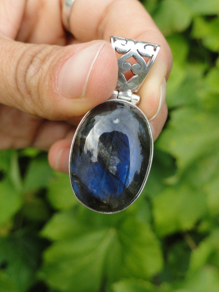 Blue Flash LABRADORITE PENDANT In Sterling Silver (Includes Silver Chain) - Earth Family Crystals