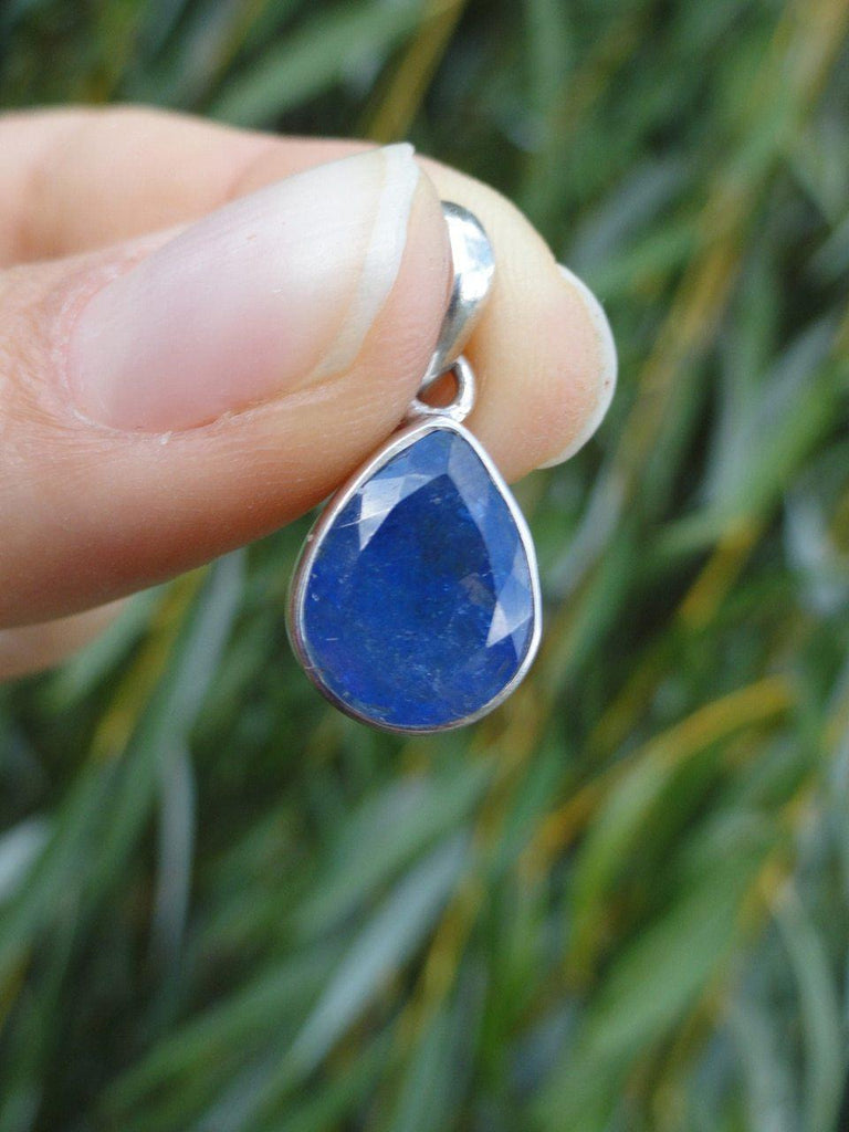 Faceted TANZANITE PENDANT IN STERLING SILVER (INCLUDES FREE SILVER CHAIN) - Earth Family Crystals