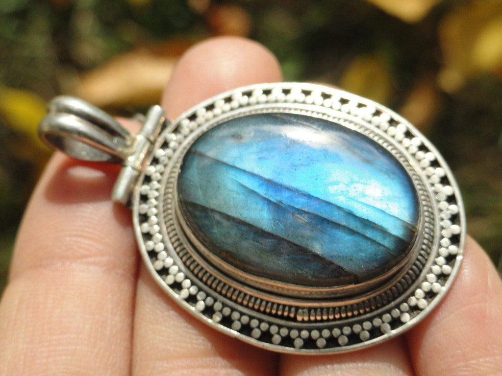 Flashy LABRADORITE PENDANT In Sterling Silver (Includes Silver Chain) - Earth Family Crystals