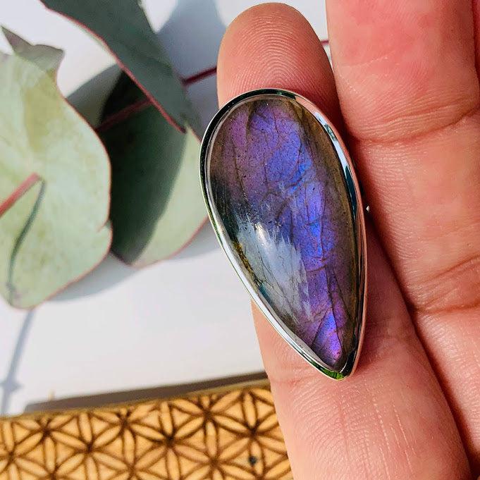Gorgeous Purple Flashes Labradorite Ring in Sterling Silver (Size 7) - Earth Family Crystals