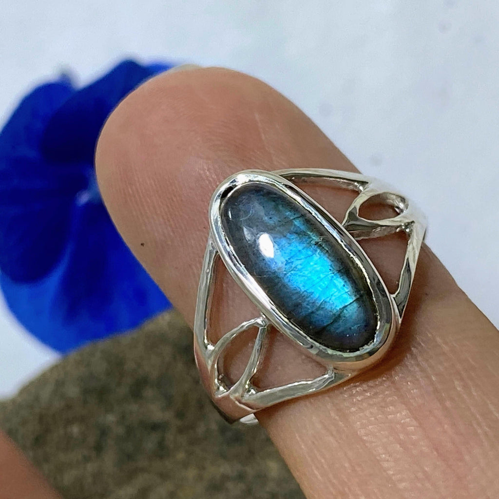 Elegant Blue Labradorite Sterling Silver Ring (Size 7) - Earth Family Crystals