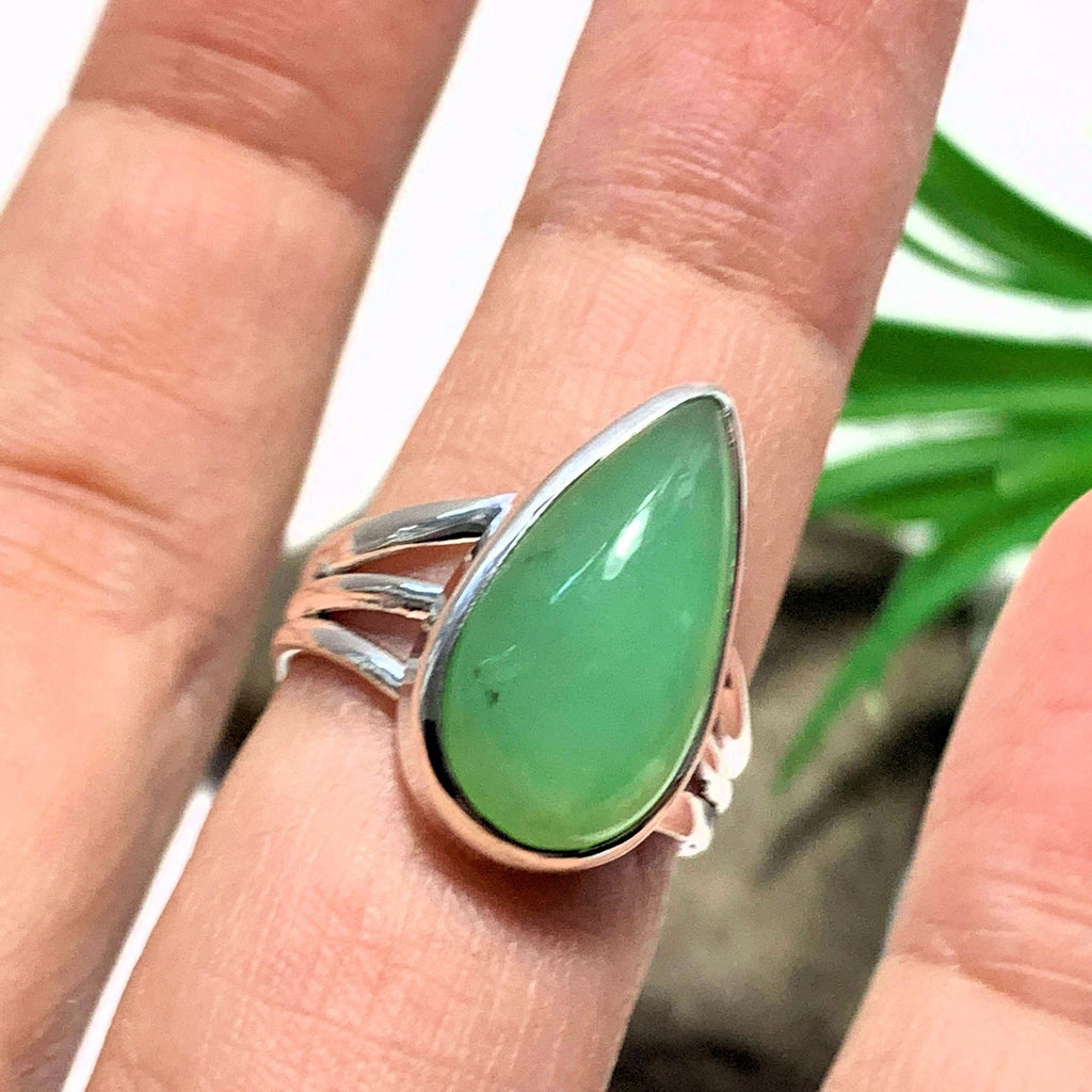 Apple Green Chrysoprase Sterling Silver Gemstone Ring (Size 6) - Earth Family Crystals