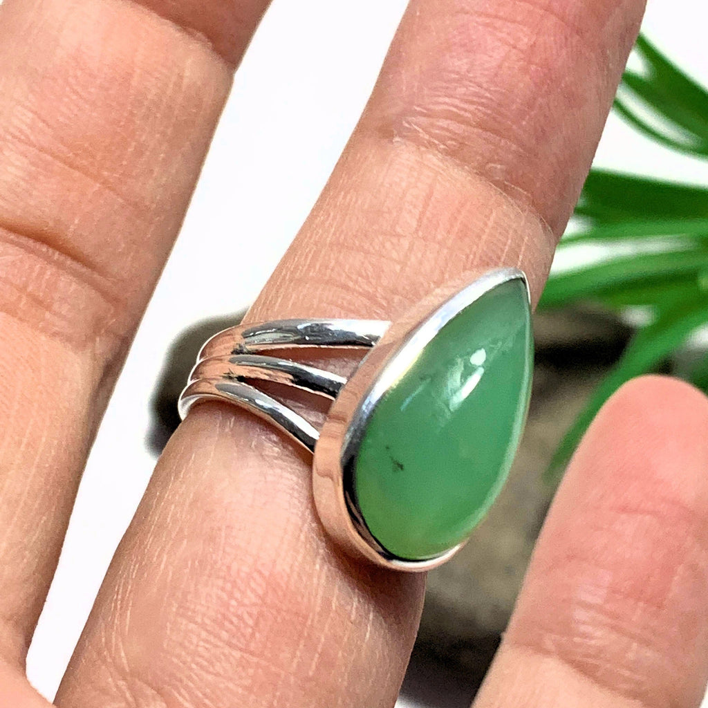 Apple Green Chrysoprase Sterling Silver Gemstone Ring (Size 6) - Earth Family Crystals