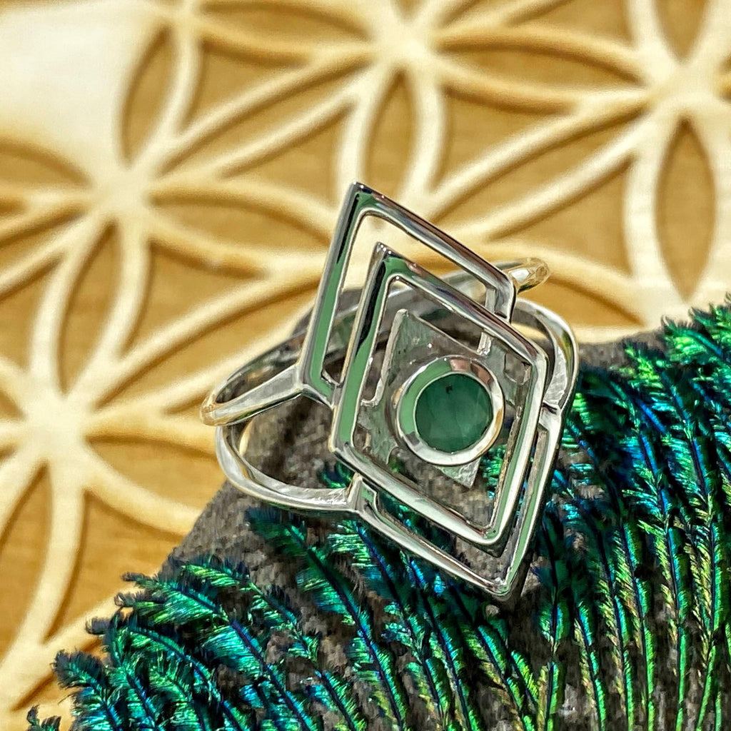 Faceted Emerald Sacred Geometry Sterling Silver Ring (Size 7) - Earth Family Crystals
