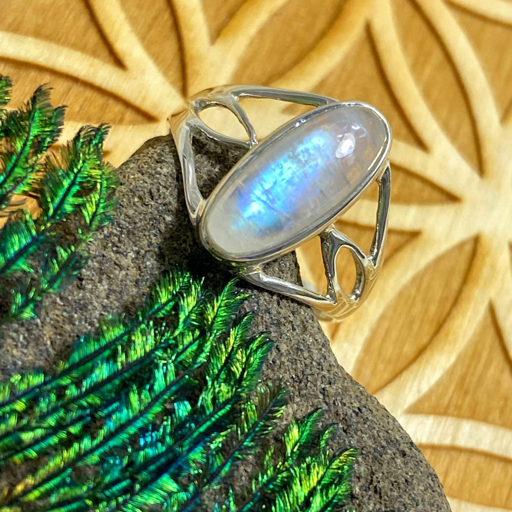 Lovely Rainbow Moonstone Sterling Silver Ring (Size 6.5) - Earth Family Crystals