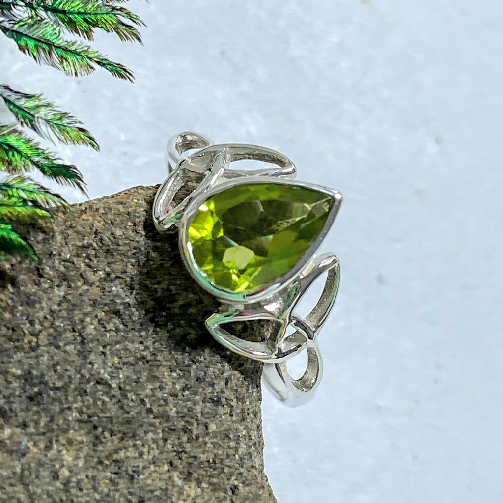 Reserved For Sandy Faceted Peridot Trinity Knot Ring in Sterling Silver (Size 7) - Earth Family Crystals