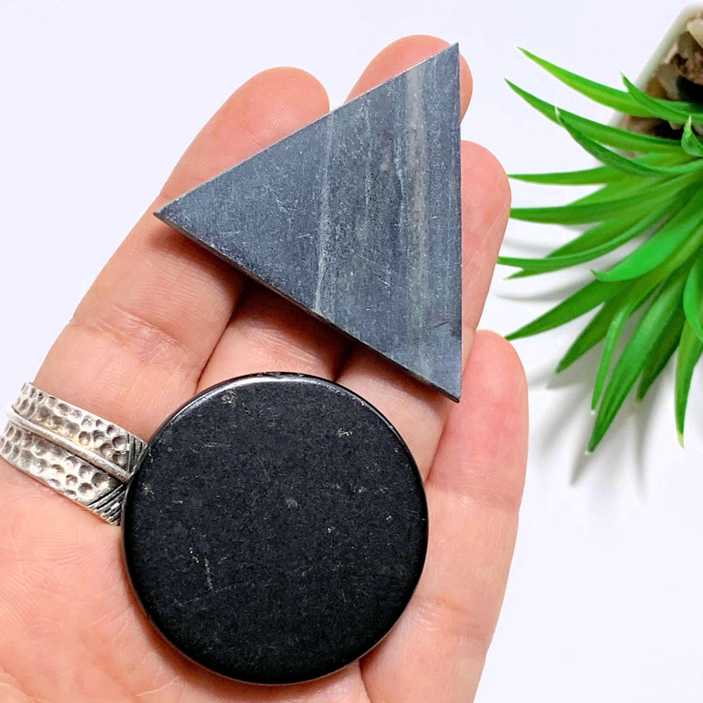 One Set Of Balancing Circle Shungite & Triangle Soapstone Pocket Harmonizers - Earth Family Crystals