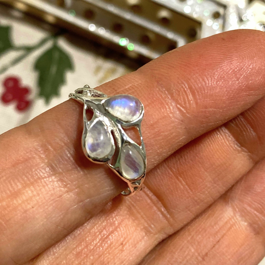 Lovely Rainbow Moonstone Sterling Silver Ring (Size 9) - Earth Family Crystals