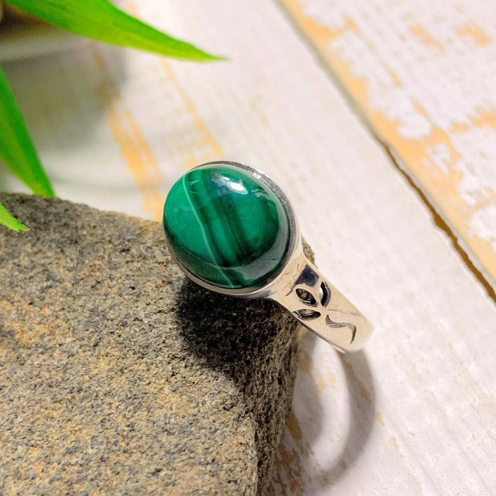Delightful Green Patterns Malachite Sterling Silver Ring (Size 7) - Earth Family Crystals
