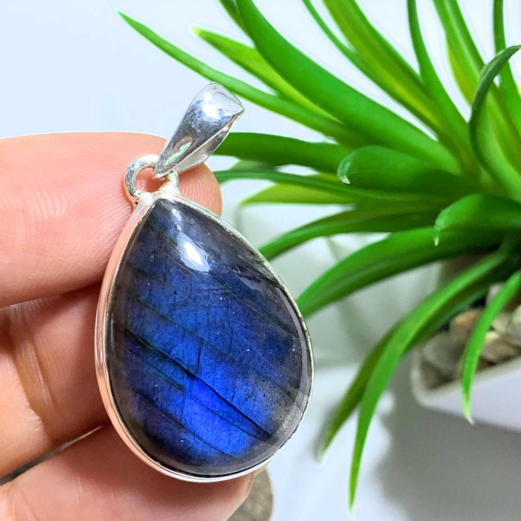 Blue Flashes Labradorite Sterling Silver Pendant (Includes Silver Chain) - Earth Family Crystals
