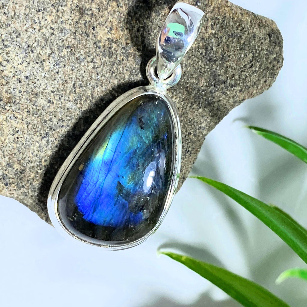 Lovely Blue Labradorite Sterling Silver Pendant (Includes Silver Chain) - Earth Family Crystals