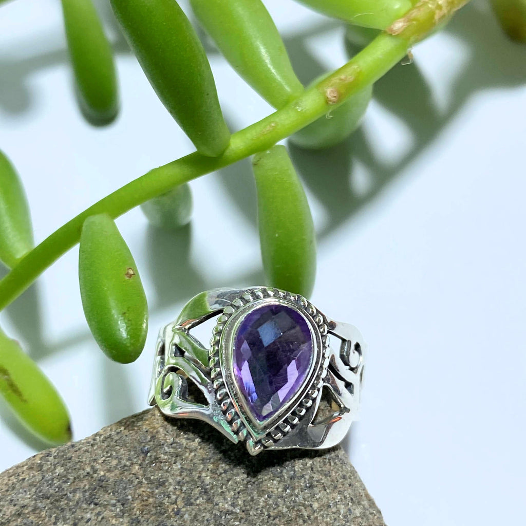Faceted Lavender Amethyst Sterling Silver Ring (Size 7) - Earth Family Crystals