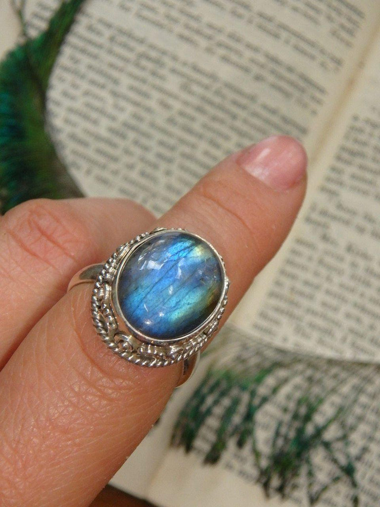 Elegant Blue Flashes Labradorite Gemstone Ring In Sterling Silver (Size 8) - Earth Family Crystals