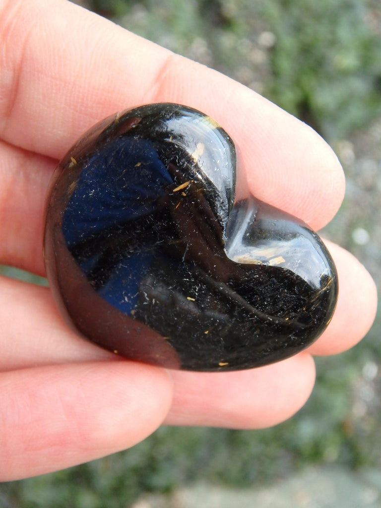 Moving Golden Flashes- Sorcerers Stone Greenland Nuummite Heart - Earth Family Crystals