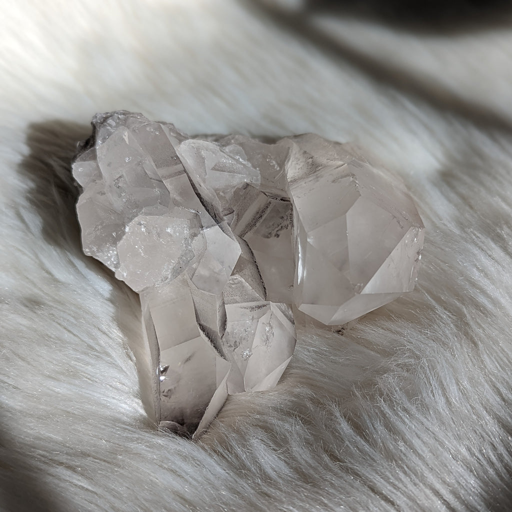 Powerful LITHIUM QUARTZ Cluster~ Relieves Stress, Depression, Tension - Earth Family Crystals