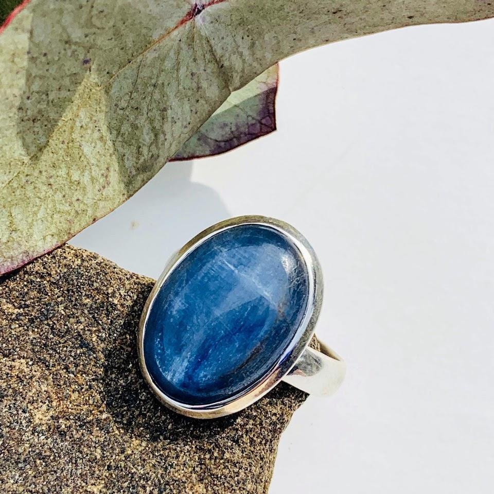Dancing Silver Sheen Blue Kyanite Sterling Silver Ring (Size 8.5) - Earth Family Crystals