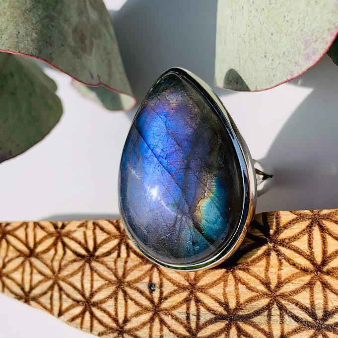 Chunky & Rare Purple Labradorite Gemstone Ring in Sterling Silver (Size 9) - Earth Family Crystals
