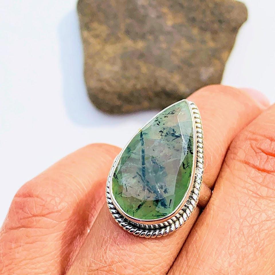 Lovely Mint Green Faceted Prehnite & Epidot Threads  Sterling Silver Ring (Size 8) - Earth Family Crystals