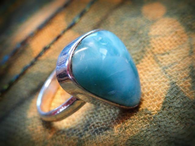 Soothing Caribbean Ocean Blue LARIMAR RING In Sterling Silver (Size 7.5) - Earth Family Crystals