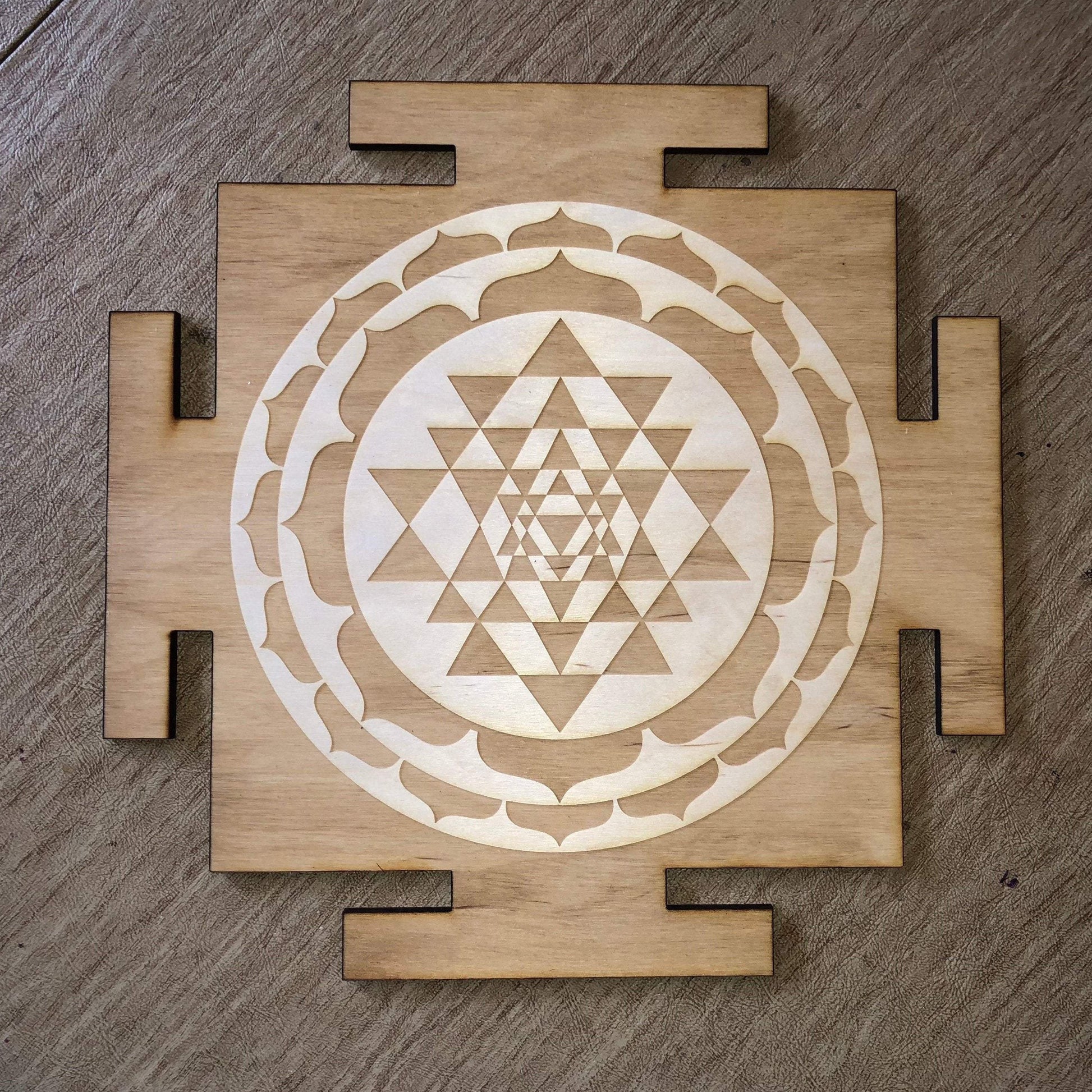Sri Yantra Crystal Grid #3 - Earth Family Crystals