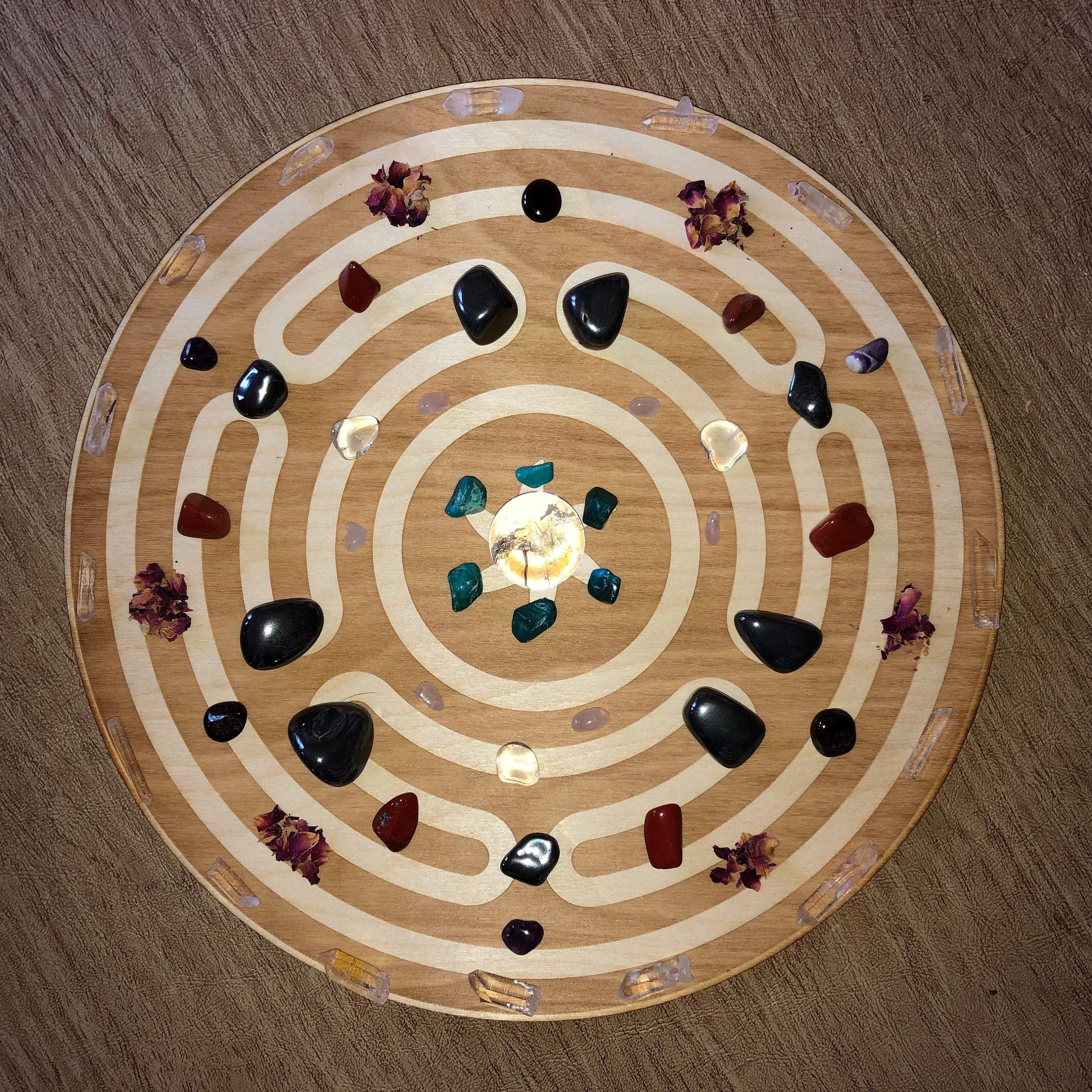 Strophalos Crystal Grid - Earth Family Crystals