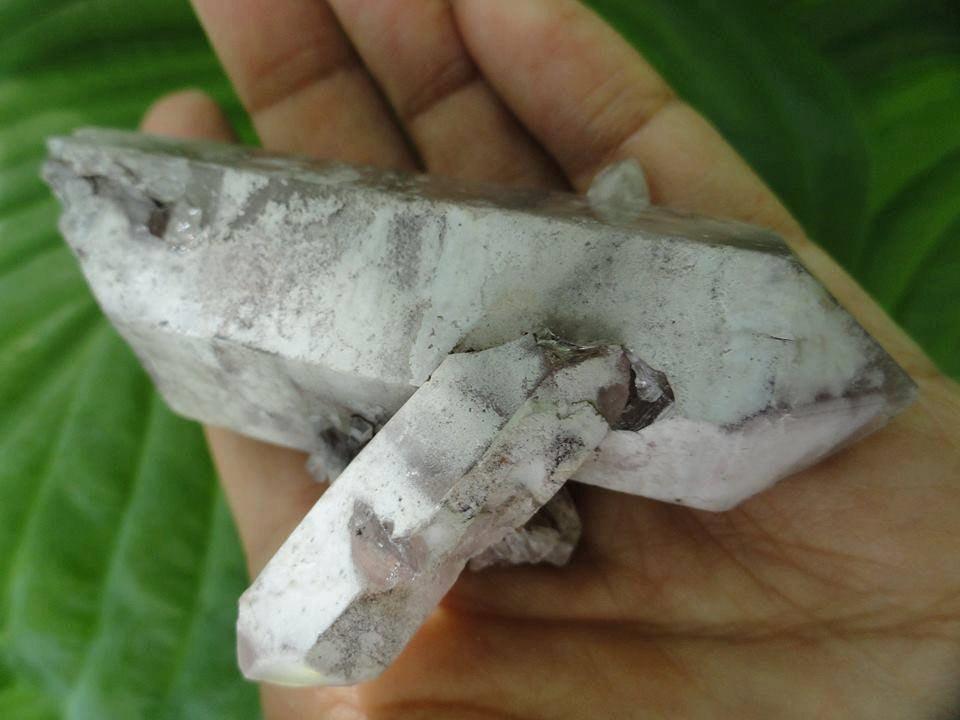 Powerful LITHIUM QUARTZ POINT~ Relieves Stress, Depression, Tension** - Earth Family Crystals