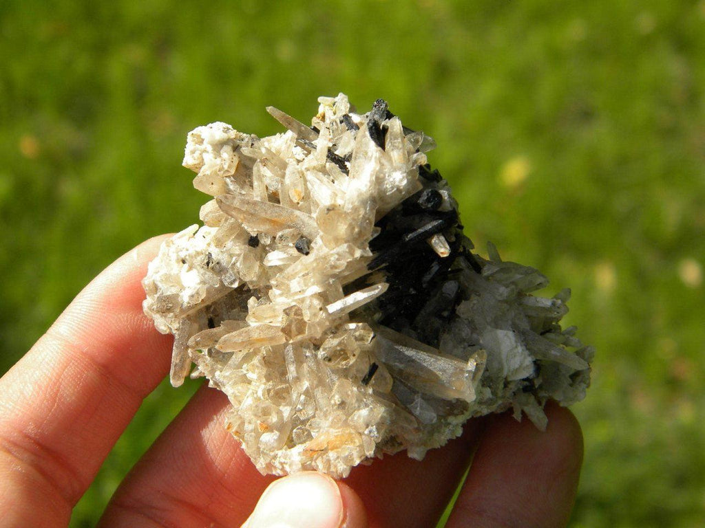 Intricate CLEAR QUARTZ & Black TOURMALINE Cluster* Hippie Magic Reiki New age - Earth Family Crystals